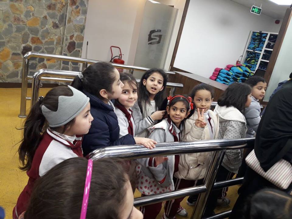 رحلة لطالبات الصف الأول و الثاني الأبتدائي 